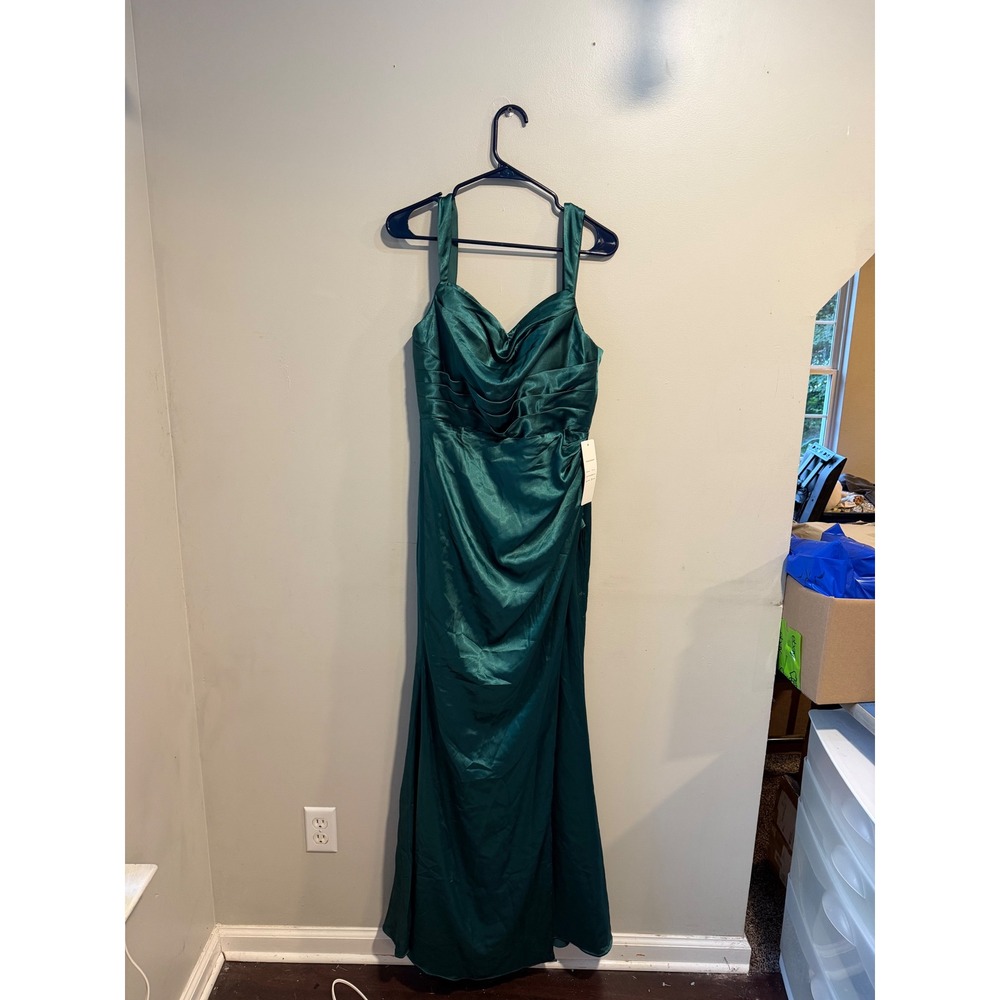 Wear Your Love Emerald Green Satin Cowl Neck Corset Back Formal Maxi Dress NWT